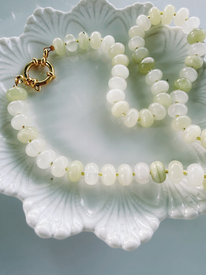 Citron Jade Stone Necklace, Vintage Flora