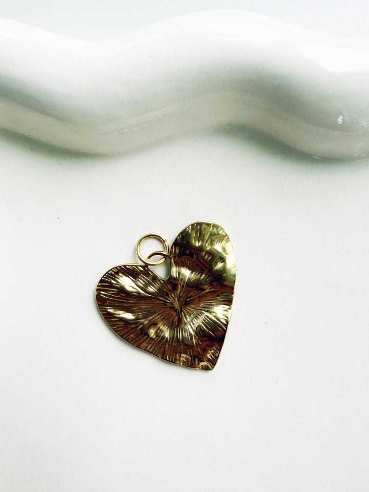 Heart Charms, Game Day