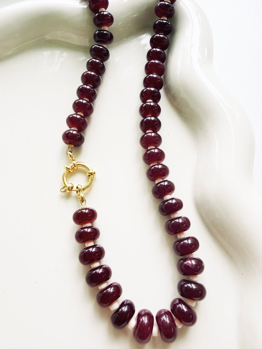 Crimson Necklaces, Game Day