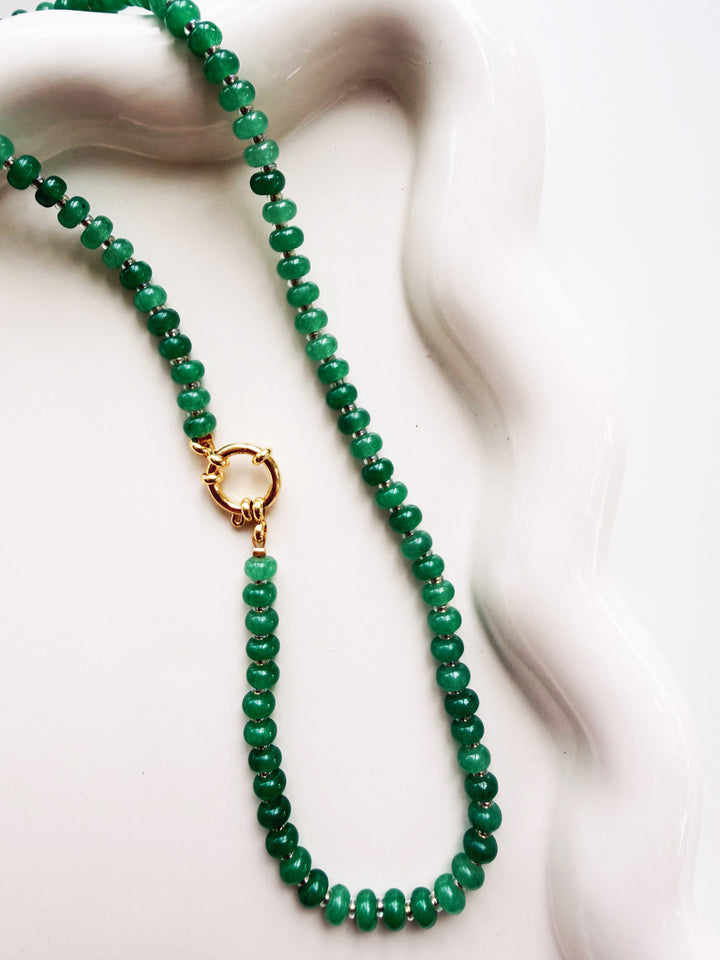 Green Necklaces, Game Day