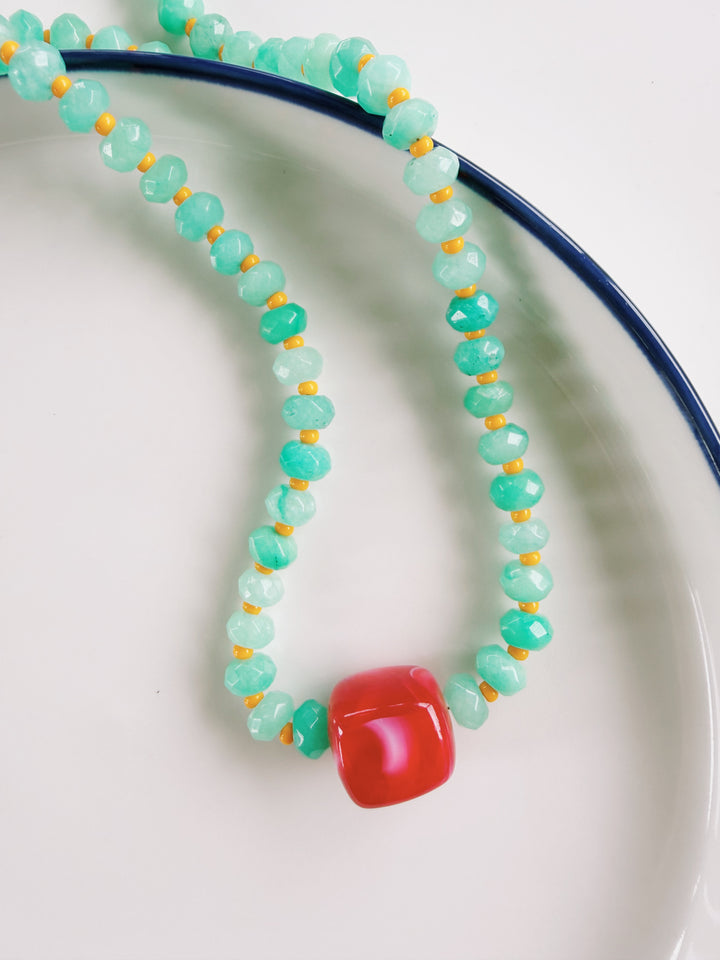 Color Pop Necklace, Bead Girl Summer