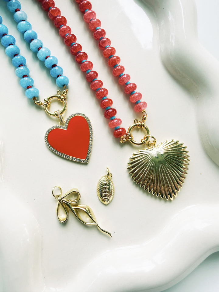 Heart Charms, Game Day