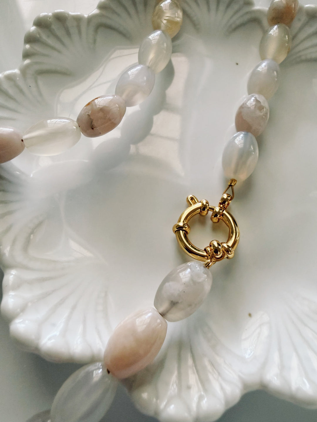 Chunky Cherry Agate Necklace, Vintage Flora